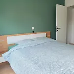 Skaai Five - Newly Renovated 2 Bedrooms Ostende