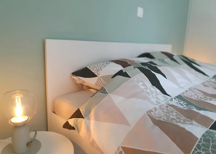 Skaai Five - Newly Renovated 2 Bedrooms * אוסטנדה