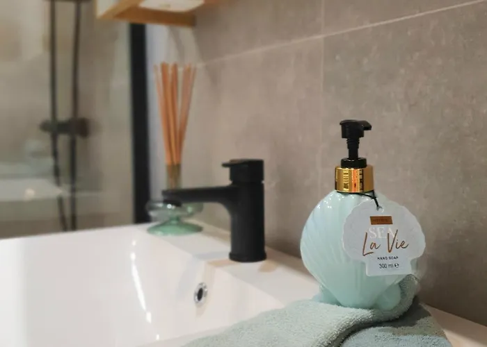 Skaai Five - Newly Renovated 2 Bedrooms * אוסטנדה